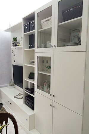 Arredamento soggiorno con parete attrezzata